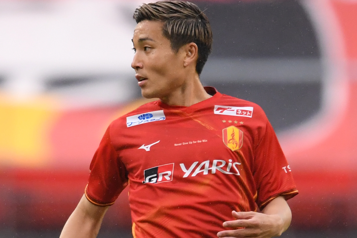 山中亮輔