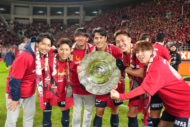 左から柴崎岳、樋口雄太、下田栄祐、知念慶、三竿健斗、舩橋佑。鹿島アントラーズボランチ陣