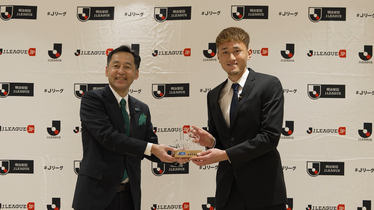 J3最優秀選手賞はテゲバジャーロ宮崎FW橋本啓吾