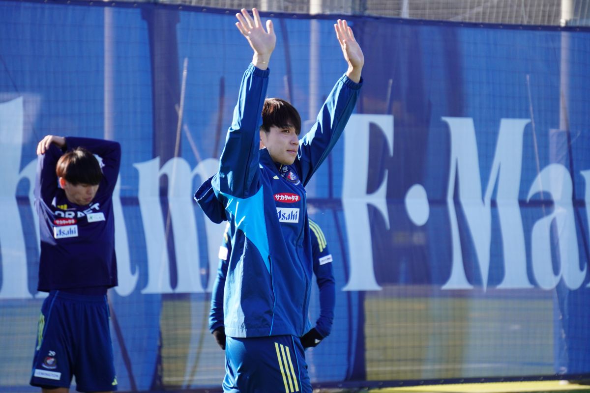 横浜F・マリノス　角田涼太朗