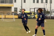 根津里莉日