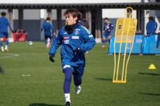宮崎キャンプ中の横浜F・マリノス 遠野大弥