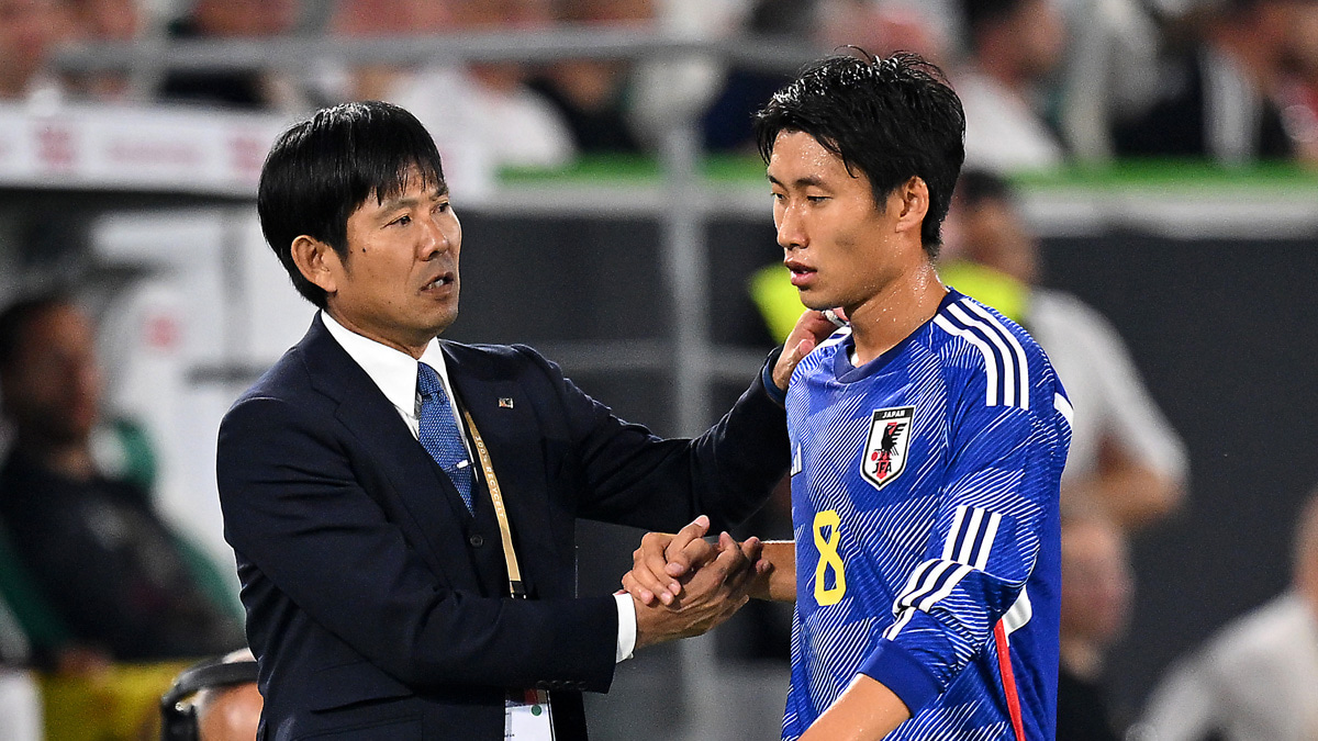2023年9月10日、ドイツ代表と対戦したのサッカー日本代表MF鎌田大地と森保一監督