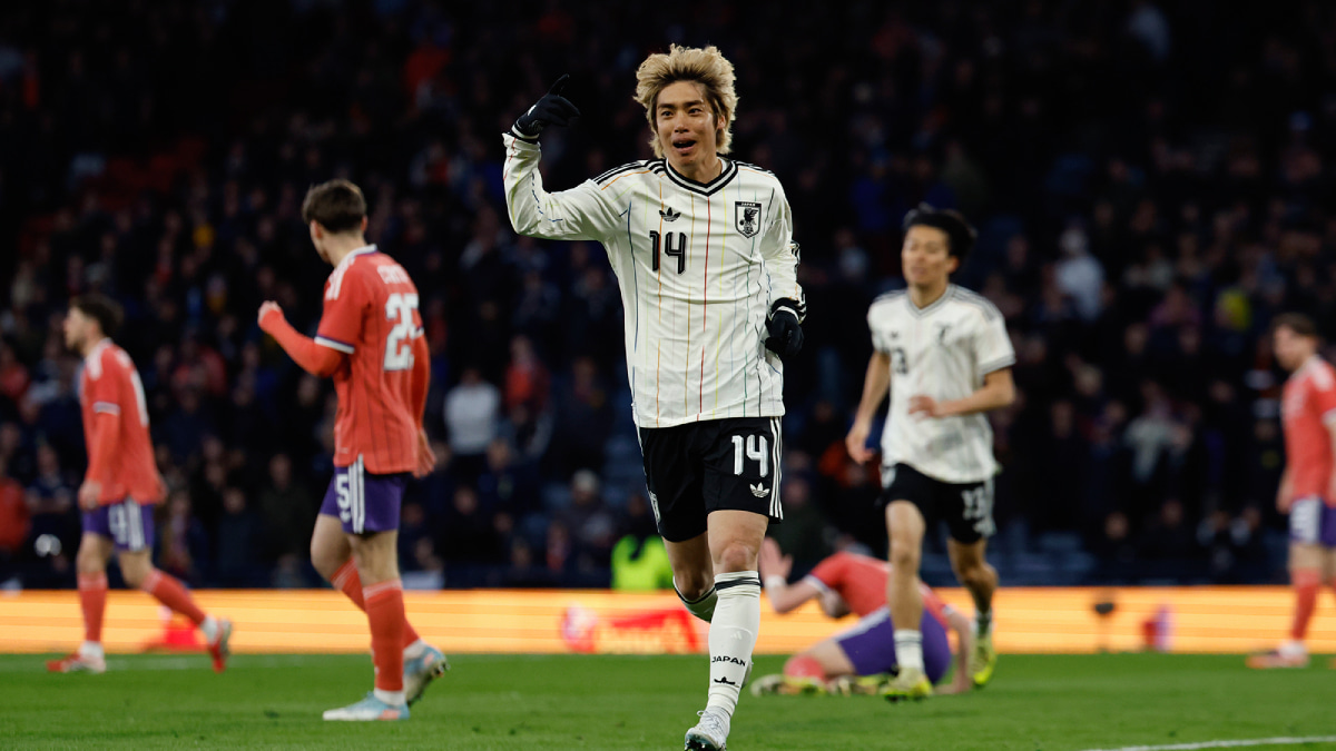サッカー日本代表 伊東純也
