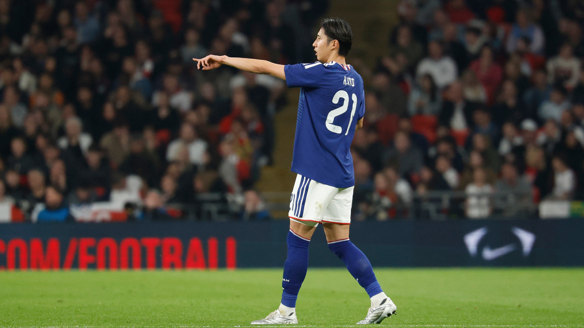 イングランド代表戦のサッカー日本代表 伊藤洋輝