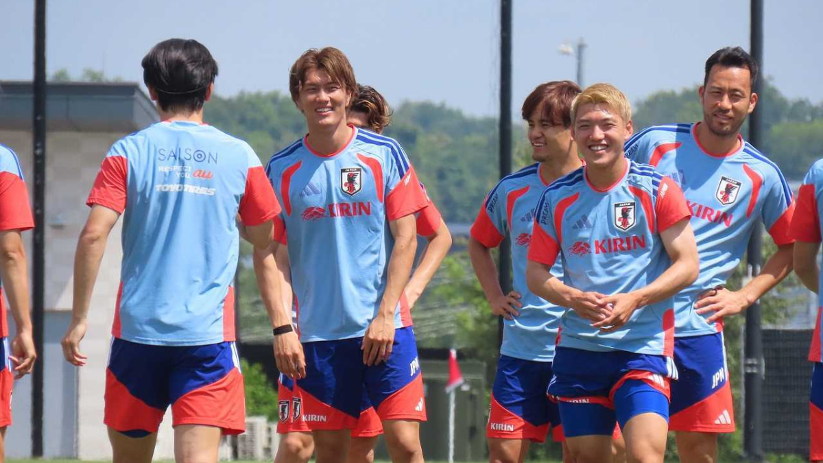 日本代表 ナッシュビルでのトレーニング 小川航基 堂安律