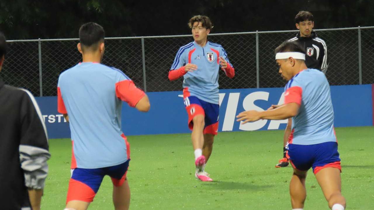 サッカー日本代表　北中米W杯1次リーグ第2戦　チュニジア戦前日練習　鈴木唯人