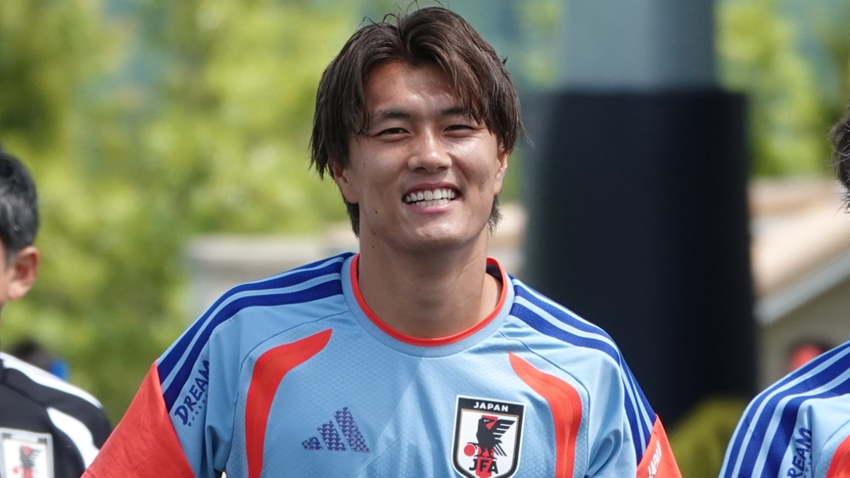 日本代表　小川航基