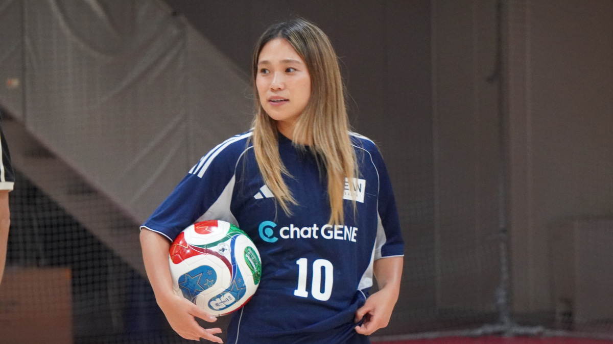 遺伝子検査キット
「chatGENE Pro」の関連イベントに参加したなでしこジャパン　長野風花