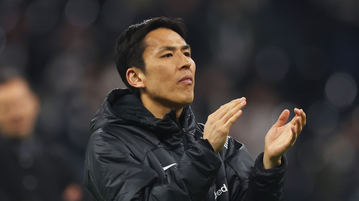 日本代表の長谷部誠コーチ