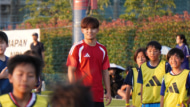 サッカー教室を行った日本代表の久保建英