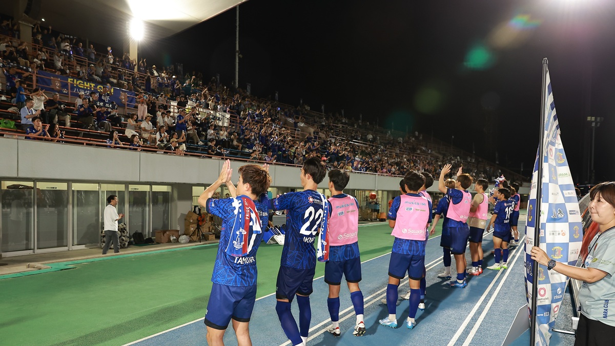 奈良クラブ　ロートフィールド奈良