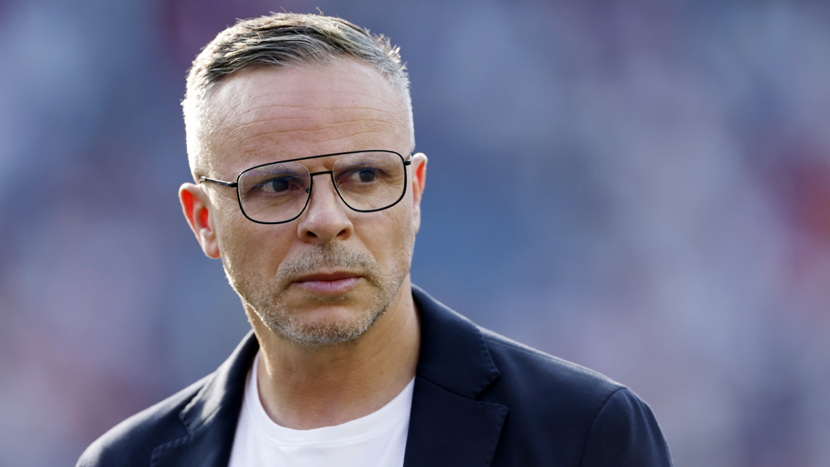 モハメド・ウアビ監督