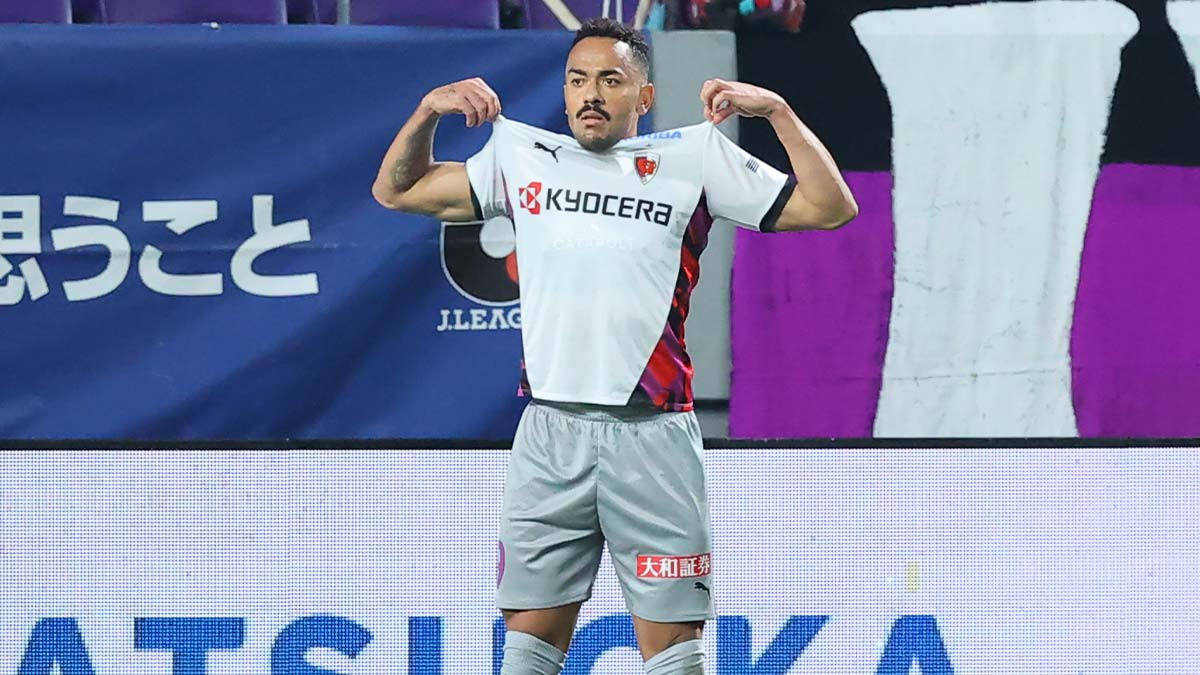 異次元のキープ力！ 京都サンガF.C.のFWラファエル・エリアスのゴールが最高！ フィジカルの強さを見せた得点