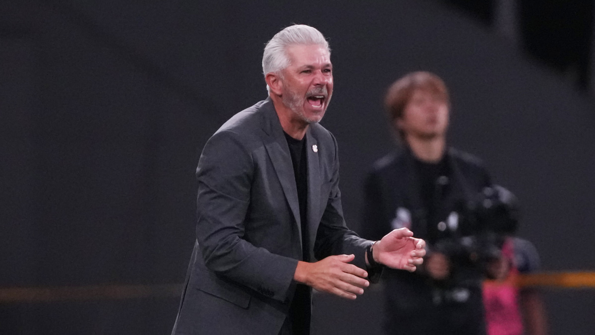 「3-1になったときには勝ちに持っていかなくちゃいけない」横浜F・マリノス、スティーブ・コリカ監督が鹿島戦の逆転負けを悔やむ