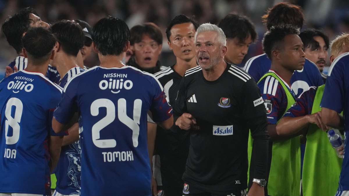 横浜F・マリノス　スティーブ・コリカ監督