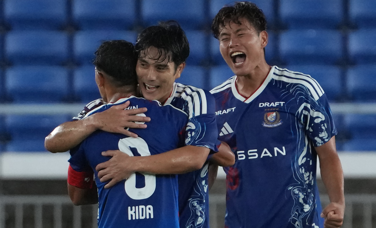 2戦連続クリーンシートで喜びを爆発させる横浜F・マリノスの諏訪間幸成　