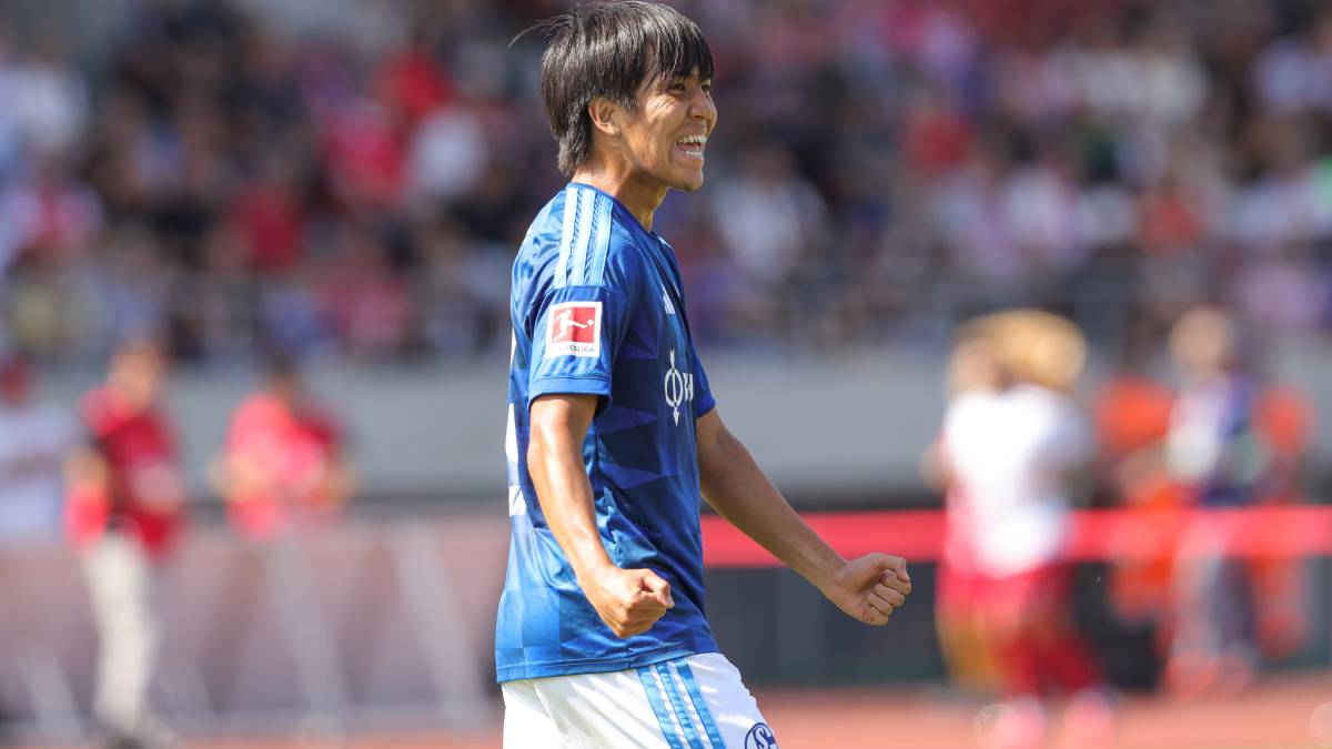 シャルケMF田中聡