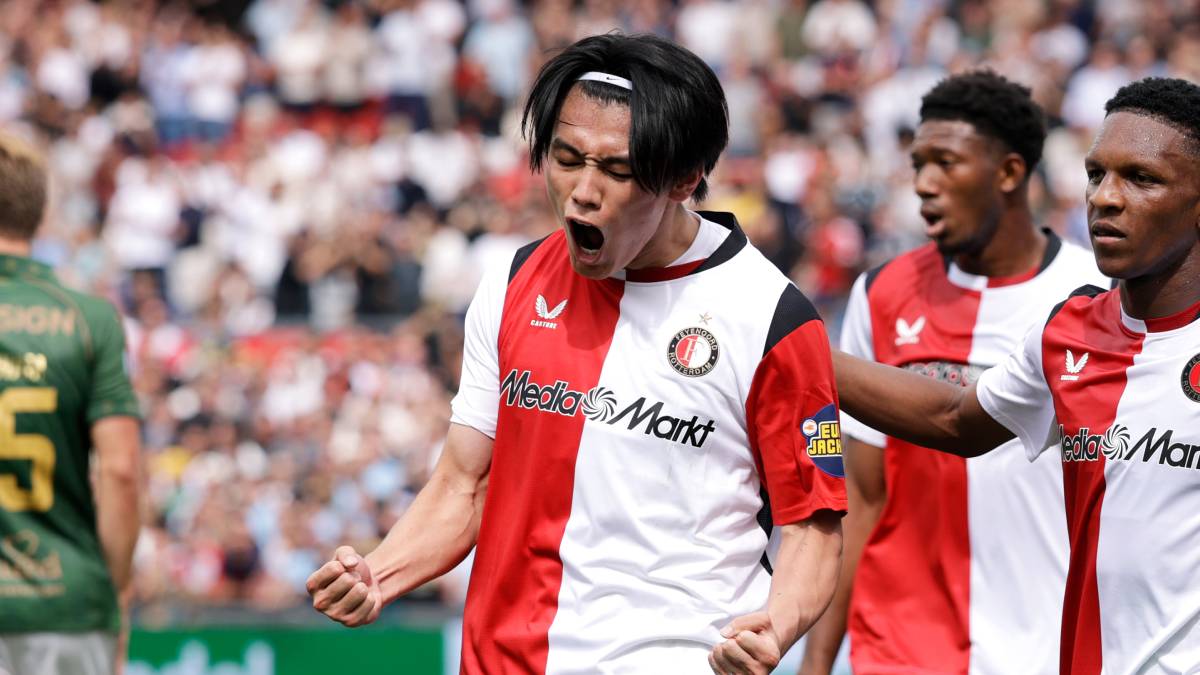 フェイエノールトFW上田綺世、今季“初ゴール＆アシスト”の大活躍！　豪快ダイビングヘッド弾で追加点も…リード守れず痛恨ドロー
