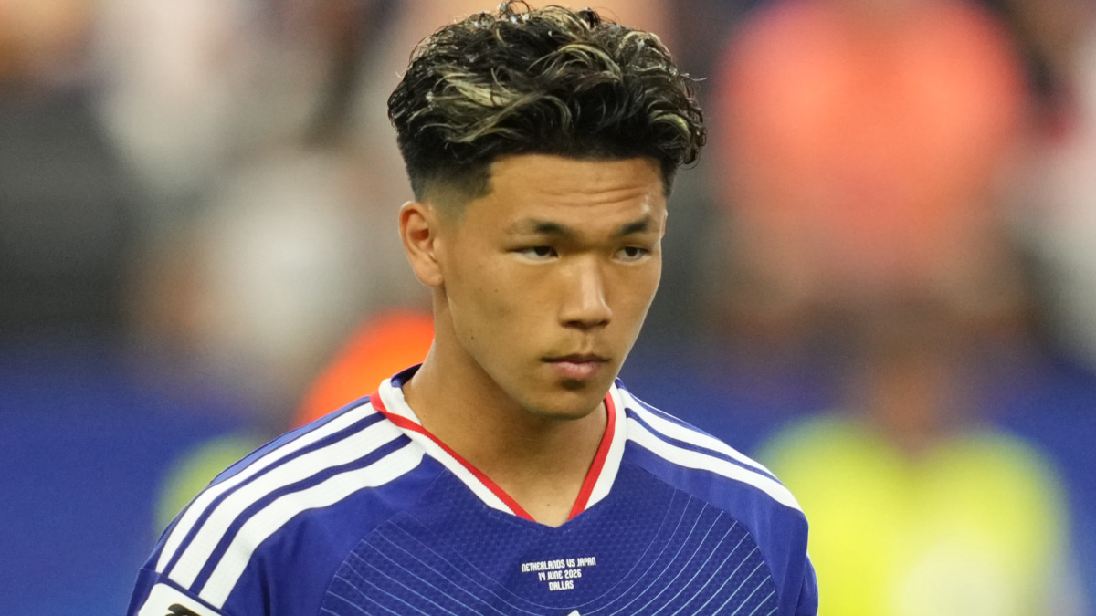 サッカー日本代表、塩貝健人