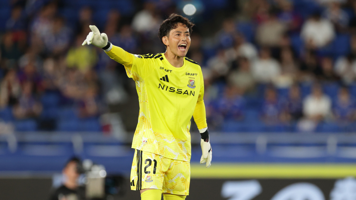 横浜F・マリノス、飯倉大樹が今季初先発で好セーブ連発も「最低限の仕事」。40歳が語る突然の出番への準備