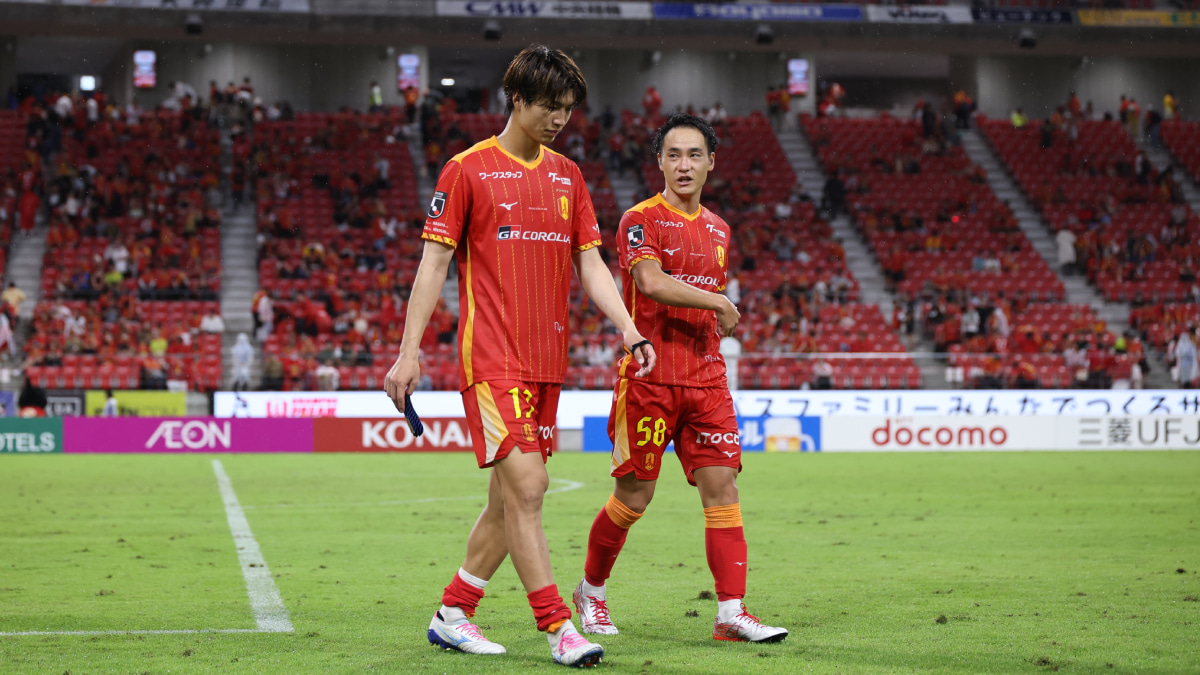 名古屋グランパス　小屋松知哉　藤井陽也