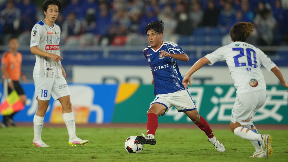 26年9月19日水戸ホーリーホック戦で3戦連続スタメン出場となった横浜F・マリノスの山根陸