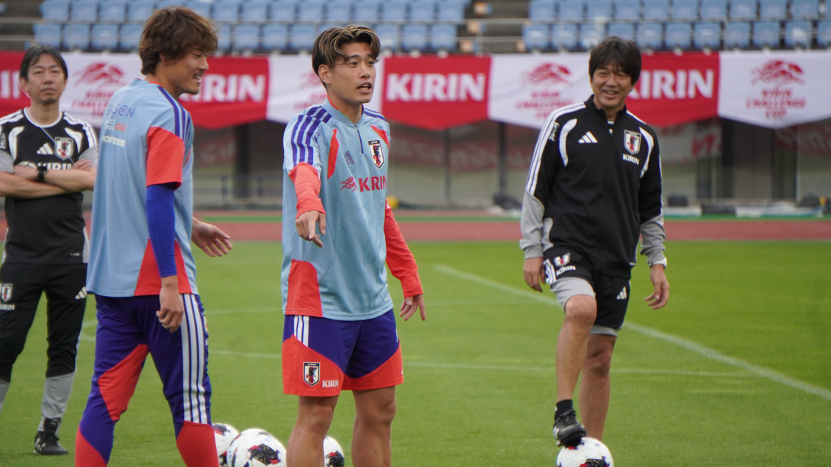 日本代表 鈴木唯人