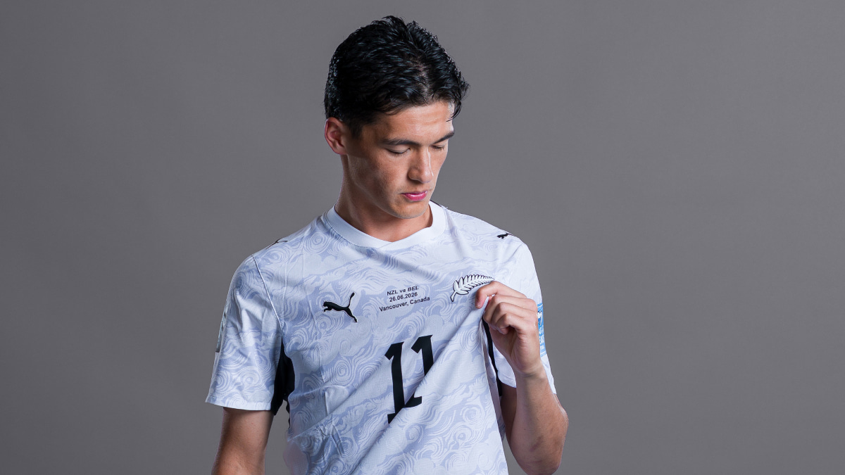 ニュージーランド代表の最新ユニフォームがかっこいい! PUMAが手掛けた新モデル。今夜の日本代表戦で着用へ