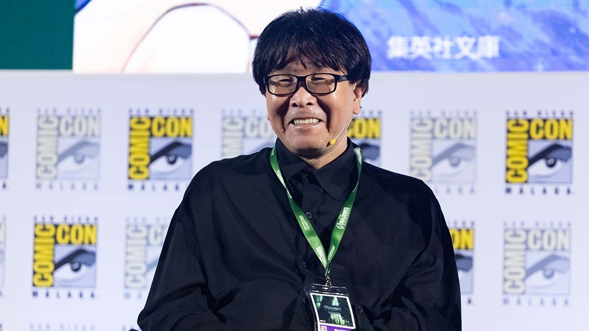 背番号10のユニフォームをともに交換！ キャプテン翼の原作者・高橋陽一氏がバルセロナを訪問