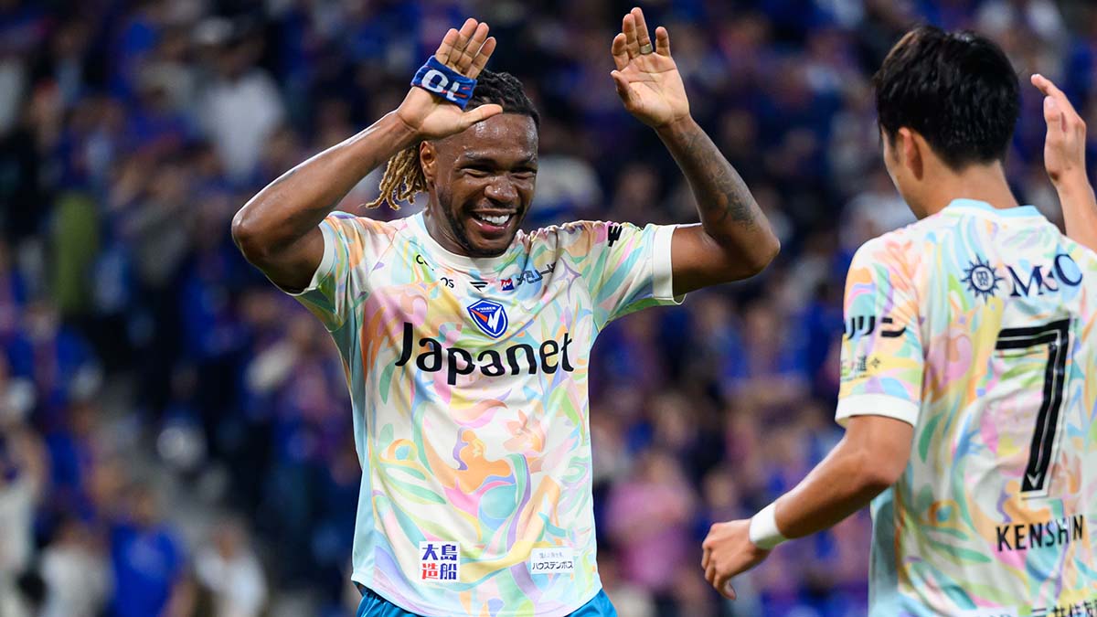 理不尽シュートで神コースへ！ V・ファーレン長崎MFマテウス・ジェズスのゴールが凄すぎる！ 技あり弾で勝利に貢献