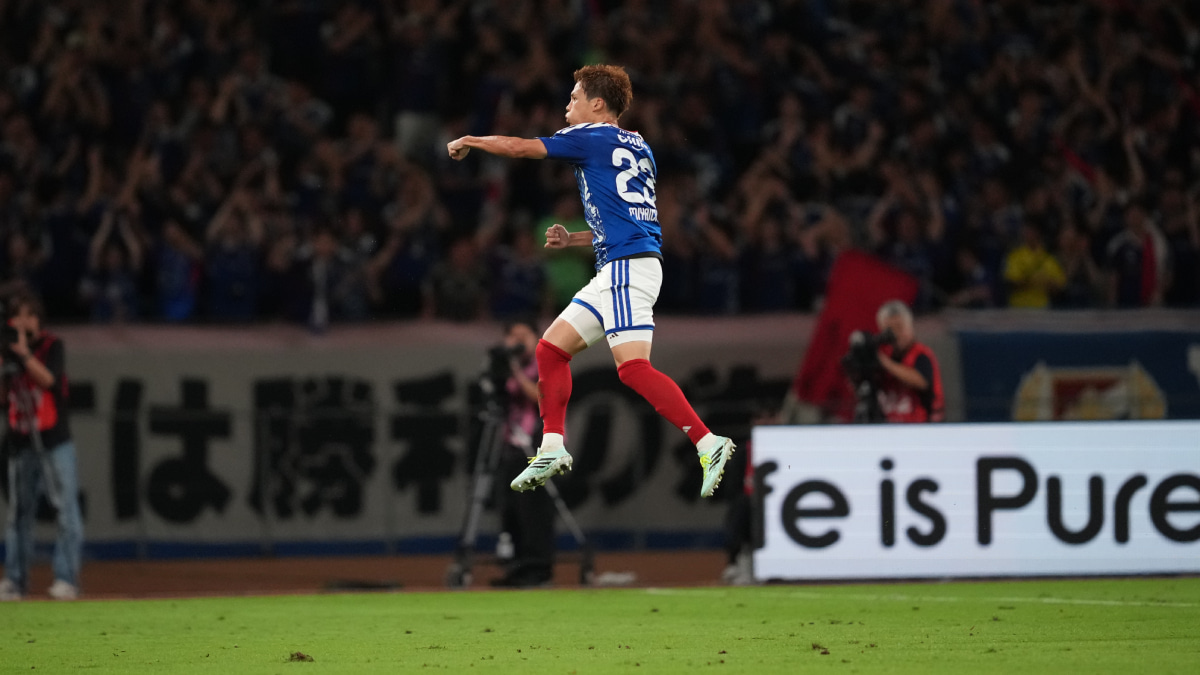 横浜F・マリノス　宮市亮　26年10月21日　第11節・東京ヴェルディ戦で先制ゴールを奪い、喜びを爆発させる